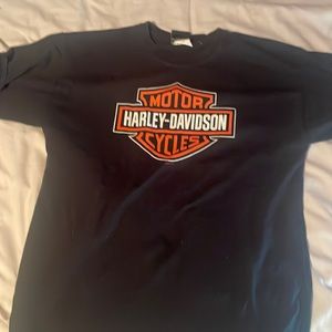 Harley Davidson shirt with store location on back